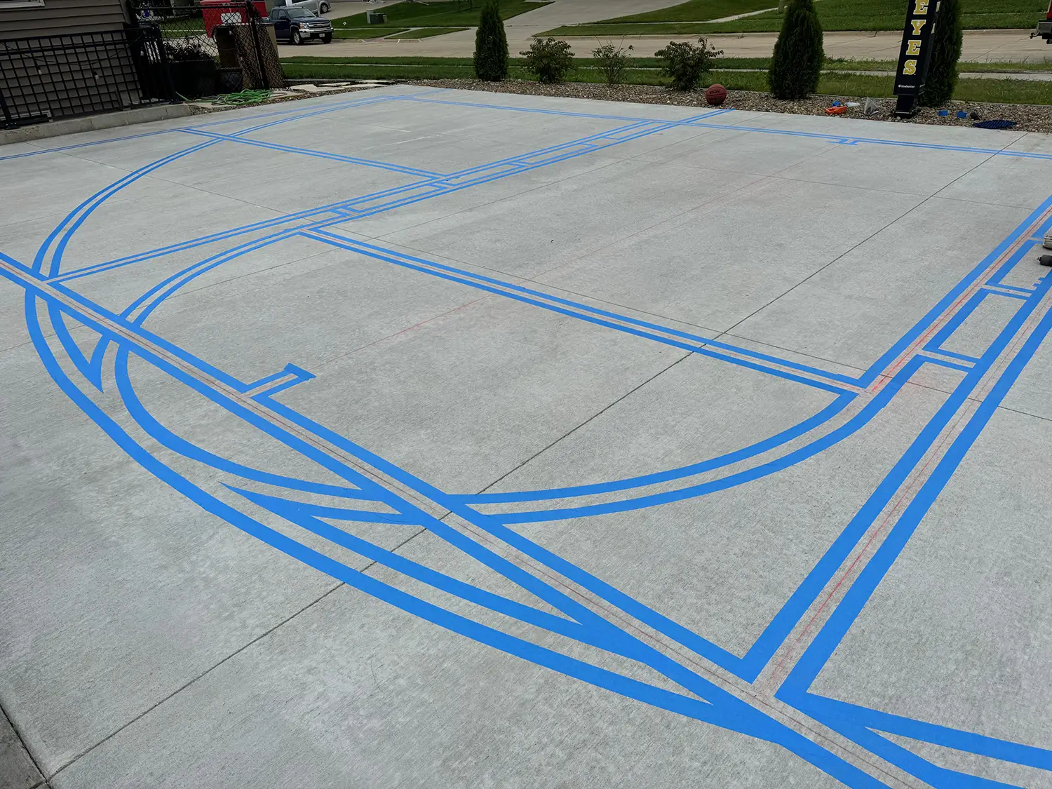 Outdoor Concrete Sport Court Line Painting